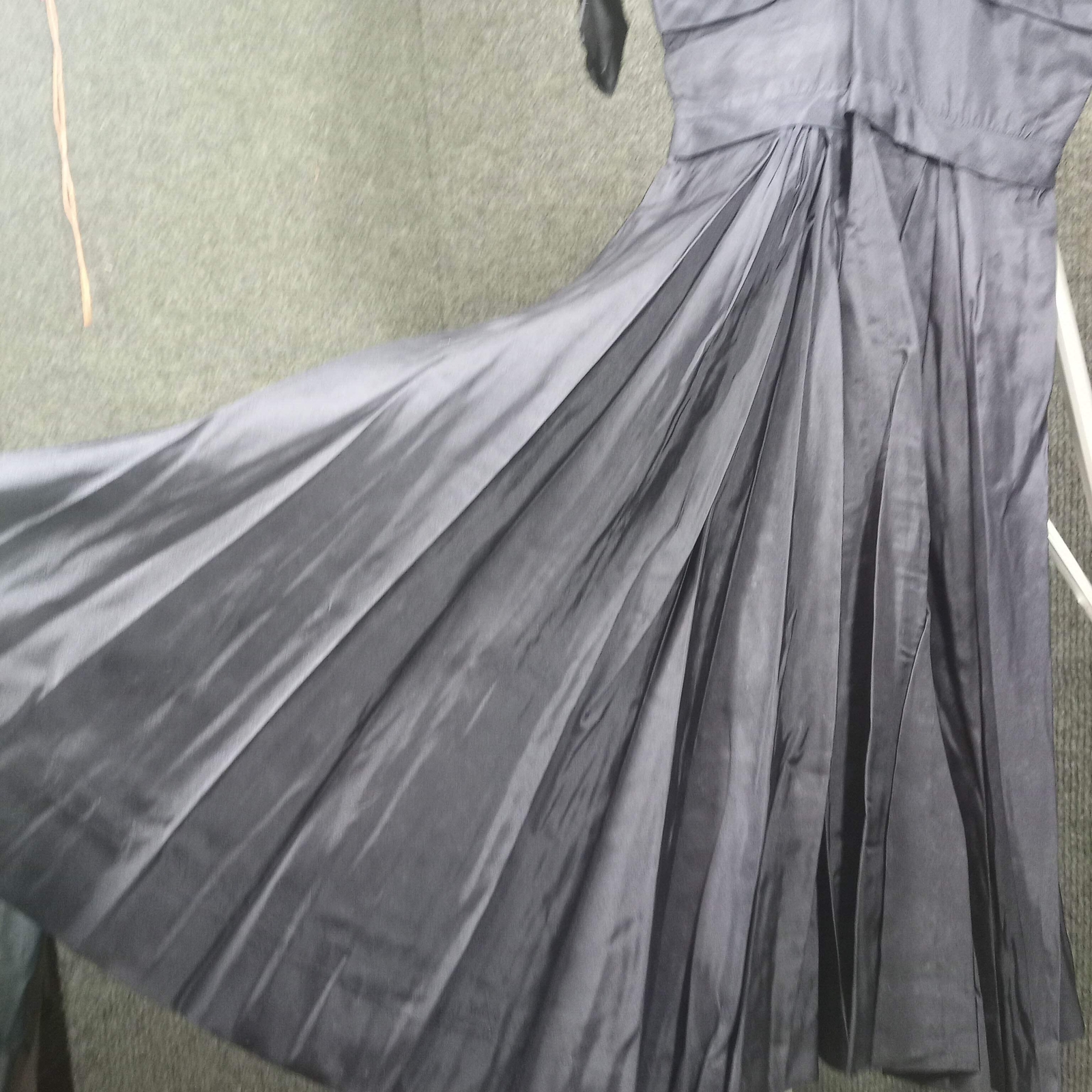 1950s Vintage Navy Blue Polished Cotton Bow Circle Dress