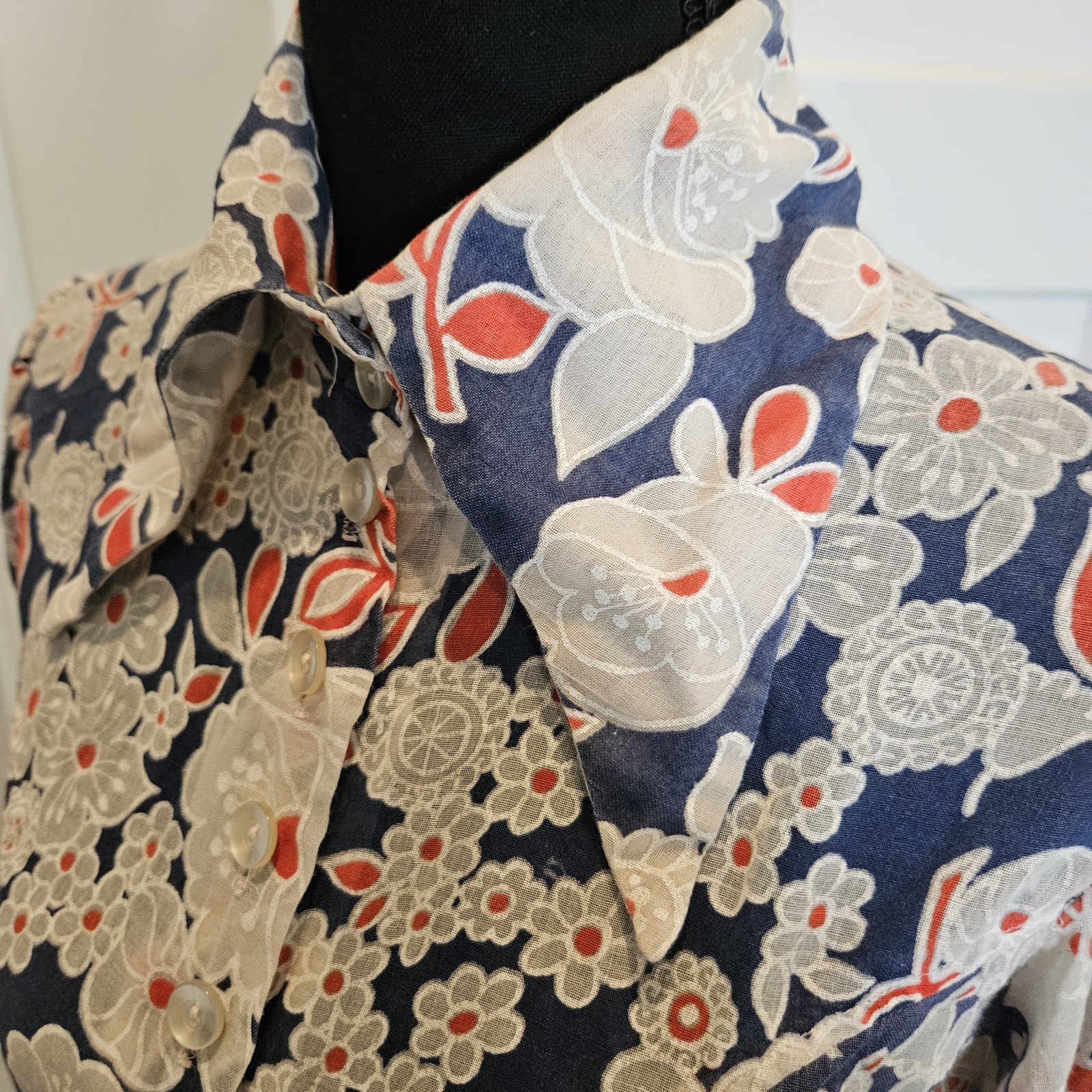 VTG 1960s Hand Made Red White Blue Floral Sheer Button Up Blouse Dagger Collar