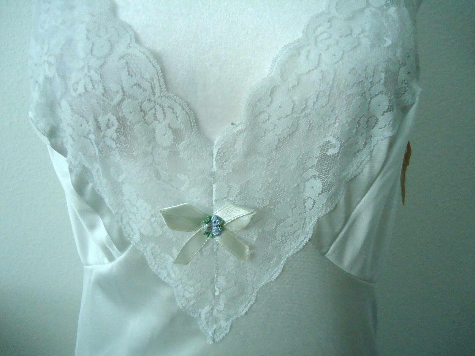 Vtg 60s Alexander Slipperfection Lace Full Slip Ice Blue Nightgown Size-34