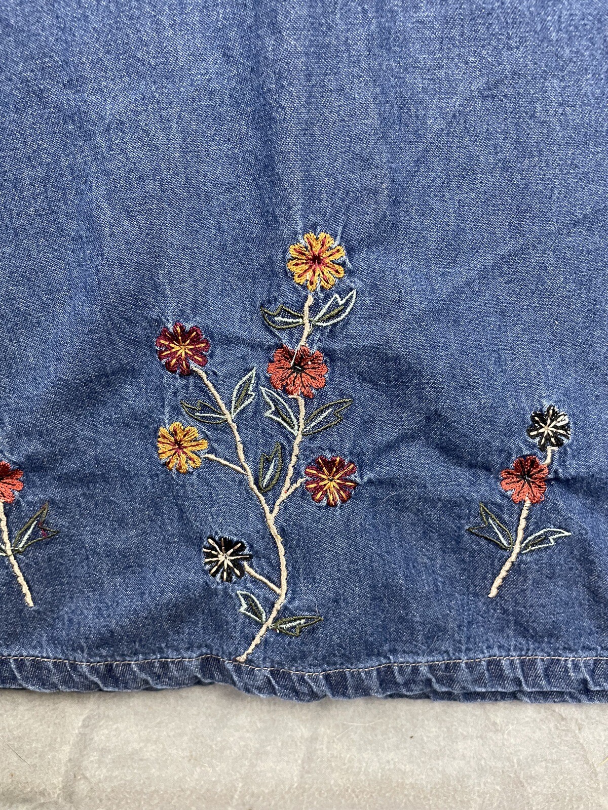 MPH Blues 1X Denim Maxi Dress Sleeveless Floral Embroidery Tie Waist Vintage
