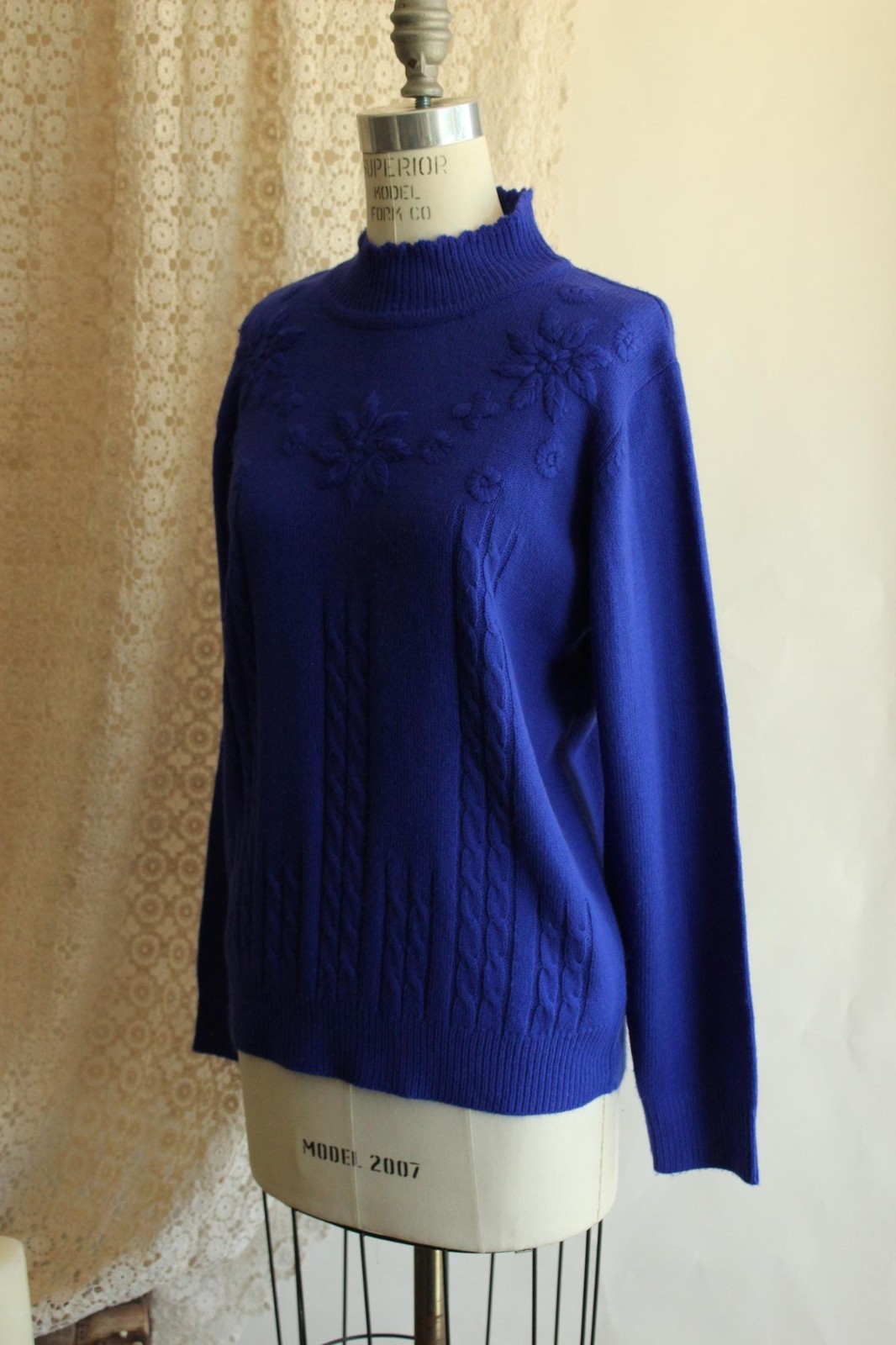 Vintage 1990s Sweater, Salon Studio Royal Blue Acrylic Pullover Jumper, Size M