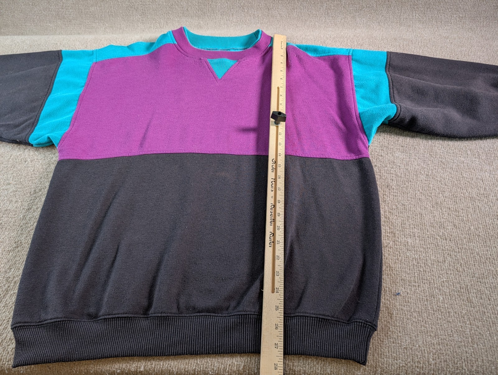 VTG Jordache International Sport Pullover Sweater Large? Black Purple Colorblock