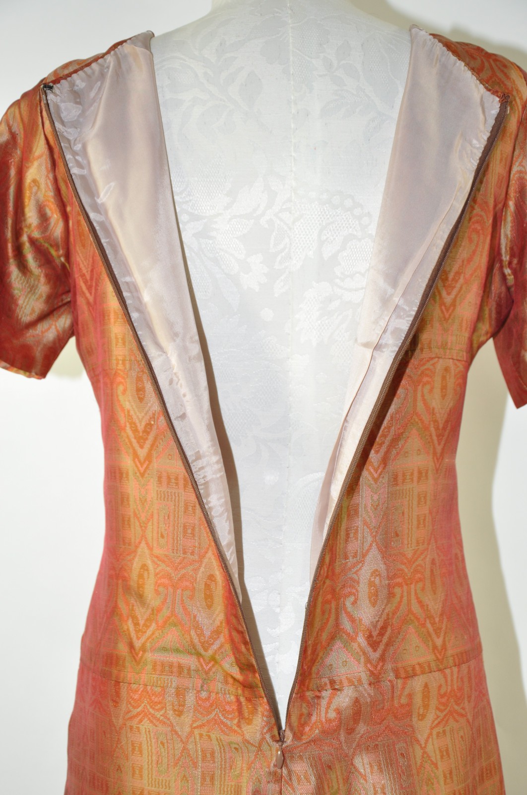 60s Vintage Copper Rust Brown Silk Ikat Short Sleeve Wiggle Dress Women S M