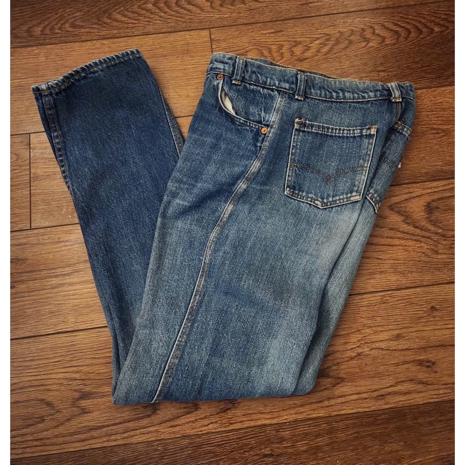 Vintage 80’s White label Levi Strauss Women’s Jeans sz 26″W