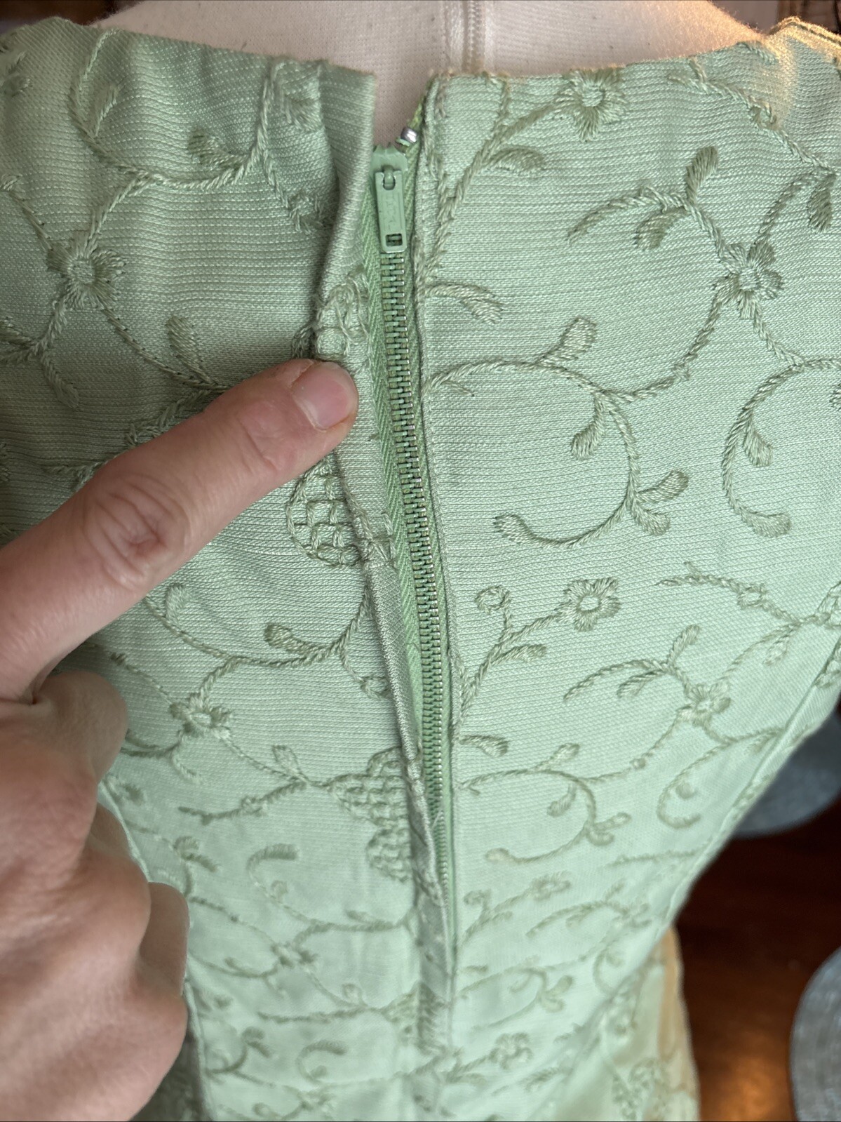 Vintage Embroidered Beaded Celery Green Midi Dress M Pencil Wiggle