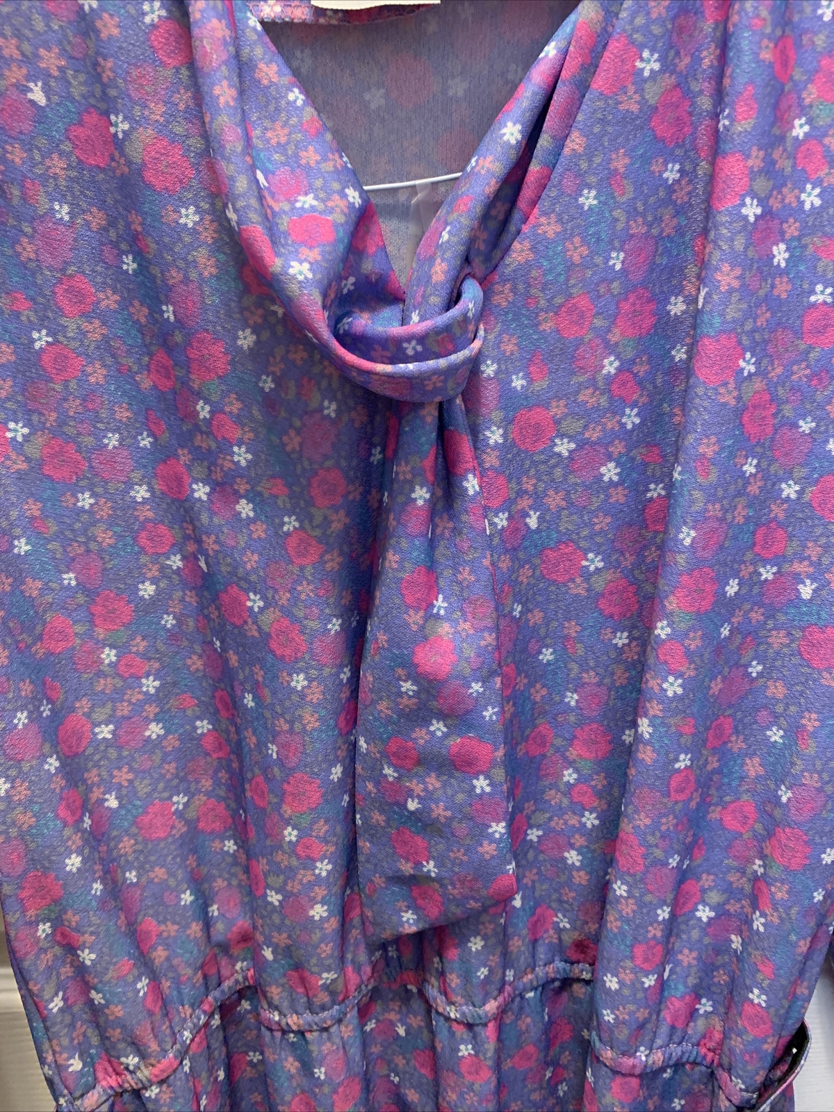 VINTAGE JSE CALIFORNIA 70’S PURPLE FLORAL PUFFY SLEEVE BELTED DRESS NECK TIE 8