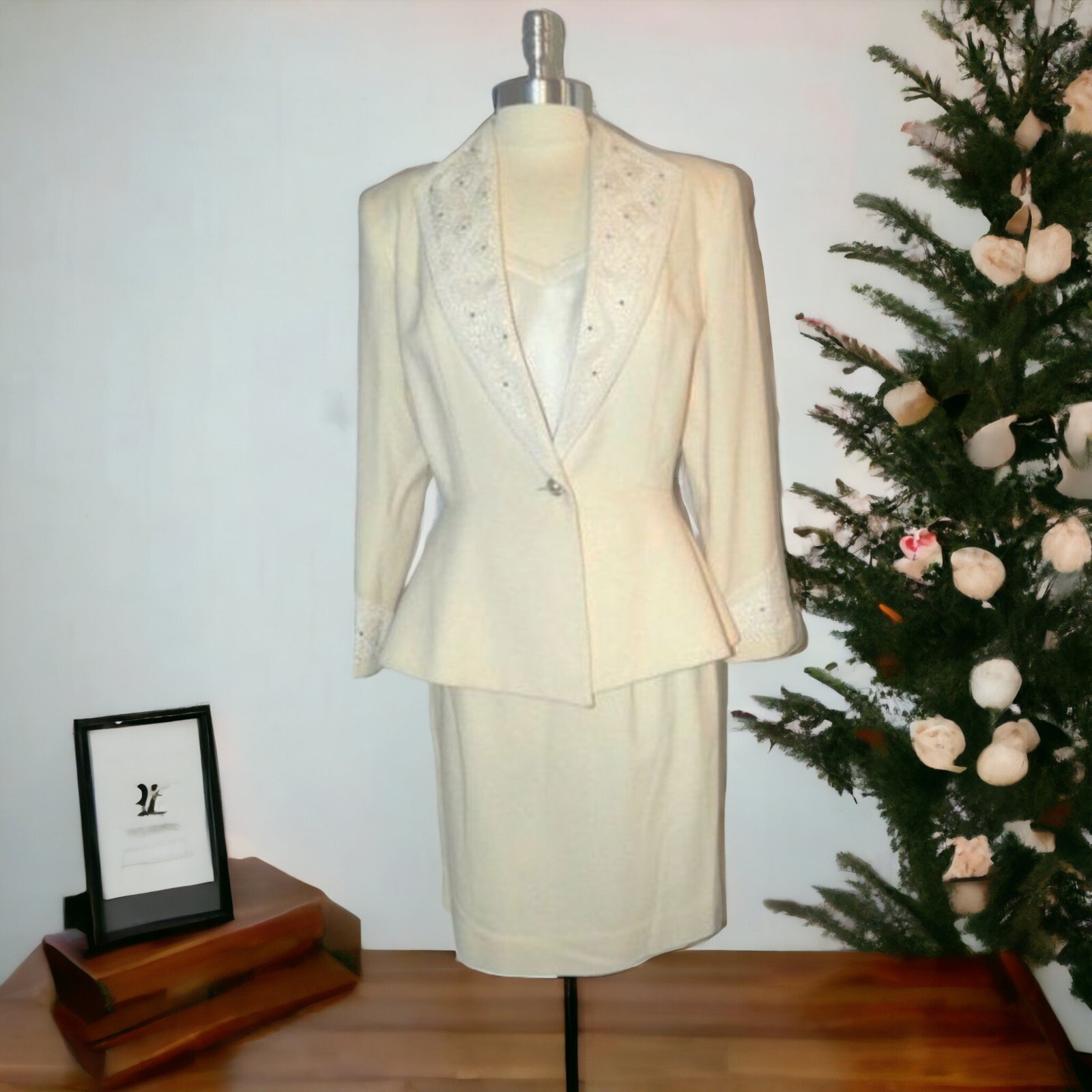 Elegant Nolan Miller 3 Piece Ivory Wool Suit With Beading and Rhinestone Size 6