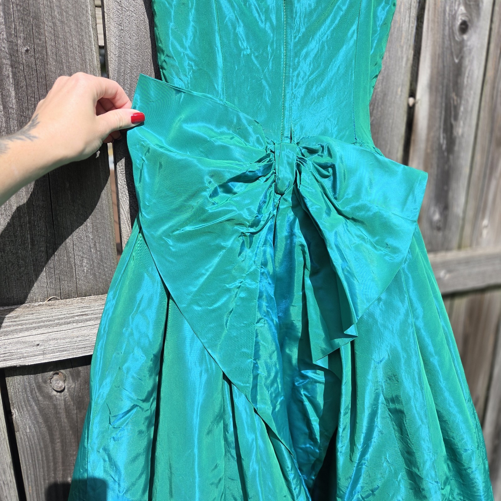 1950s Vintage Green Formal Bubble Hem Dress.. PLEASE READ Description