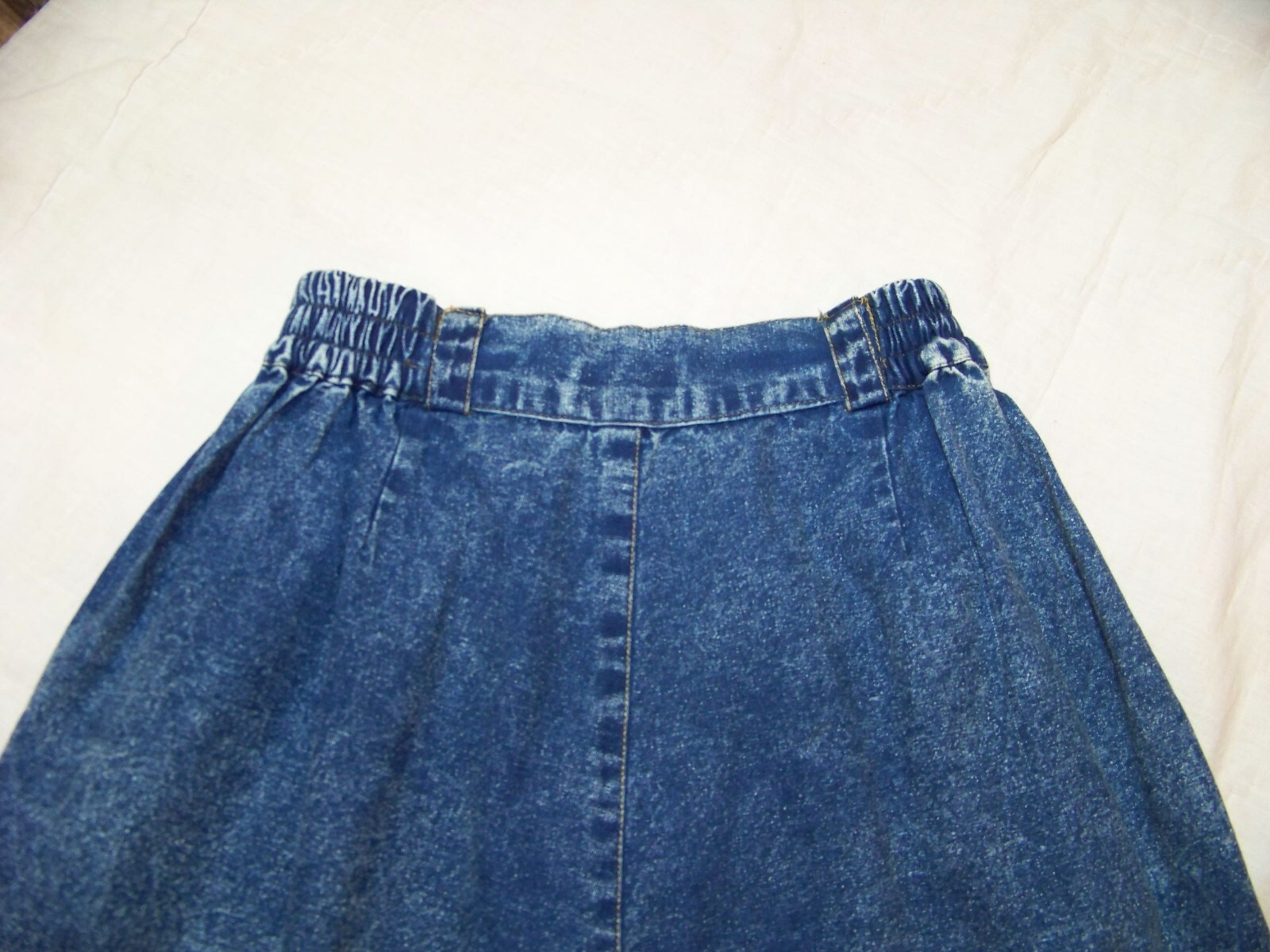 Women’s Vintage Prett Bleu Embellished Acid Wash Denim Shorts – M – „Mom Shorts”