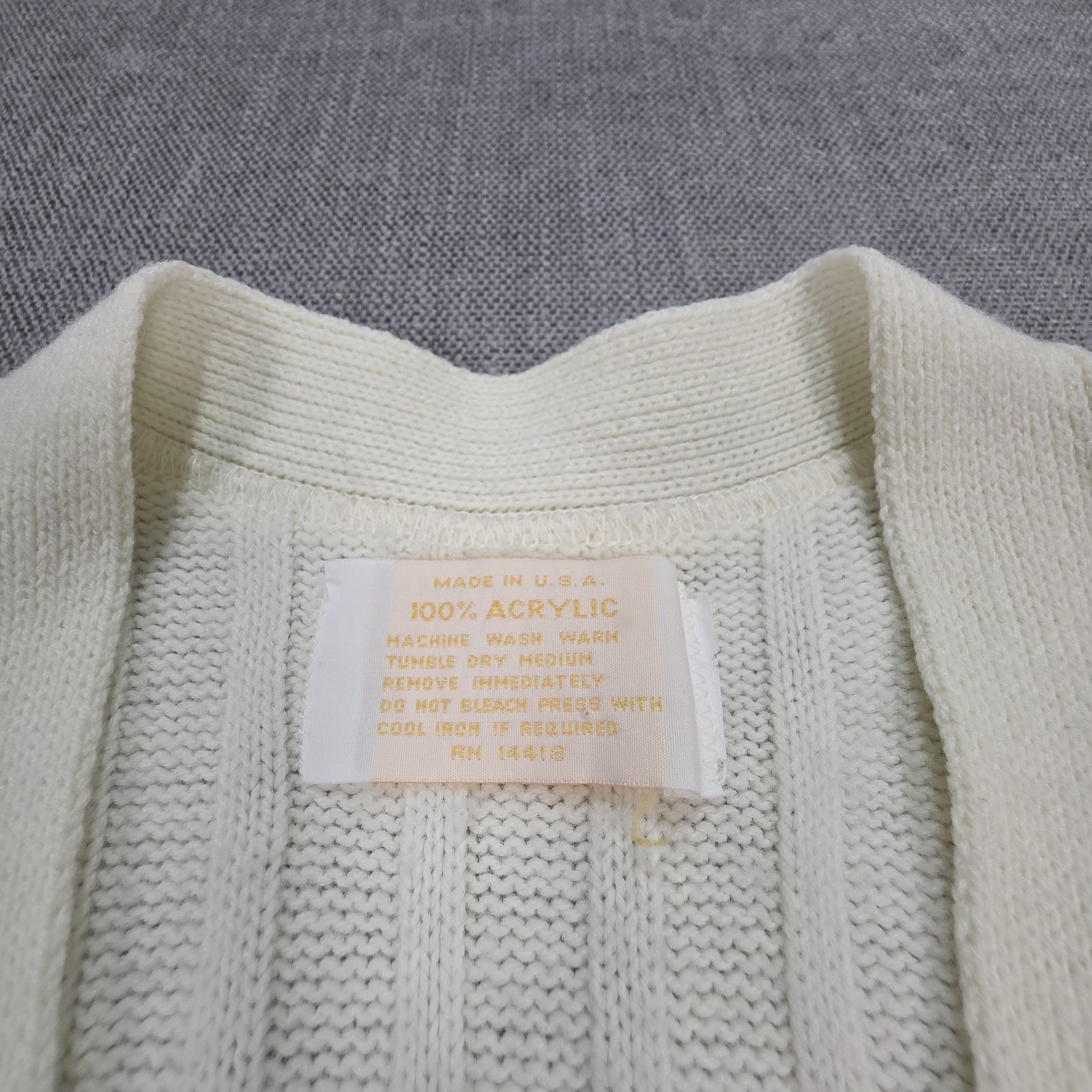 Vintage Cream Cable Knit Button-up Sweater Vest 70s/80s Grandpacore Preppy Large