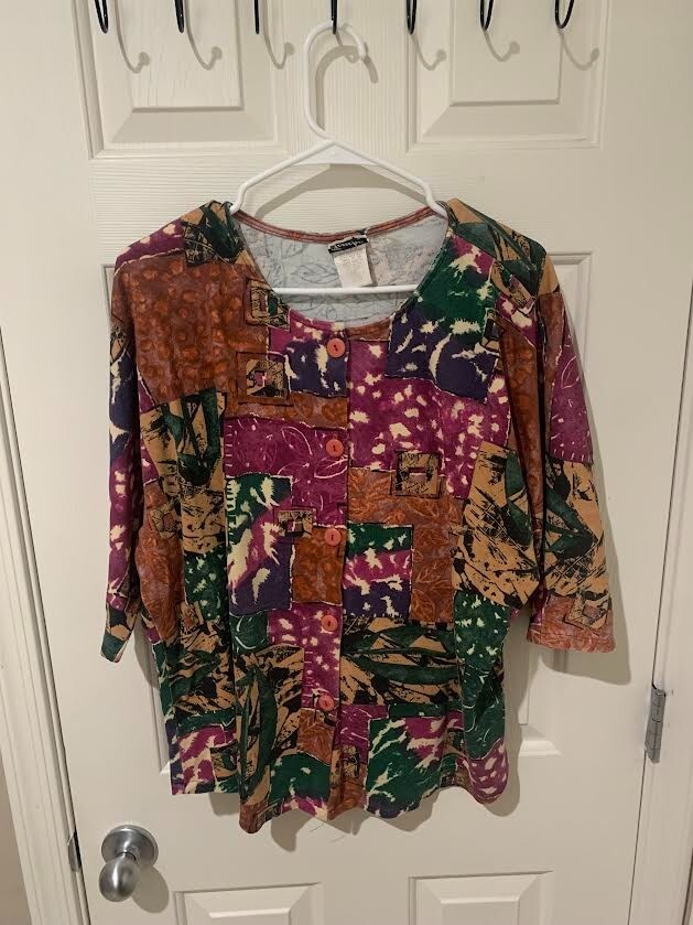 Vintage Touche LA Abstract Button Up Blouse