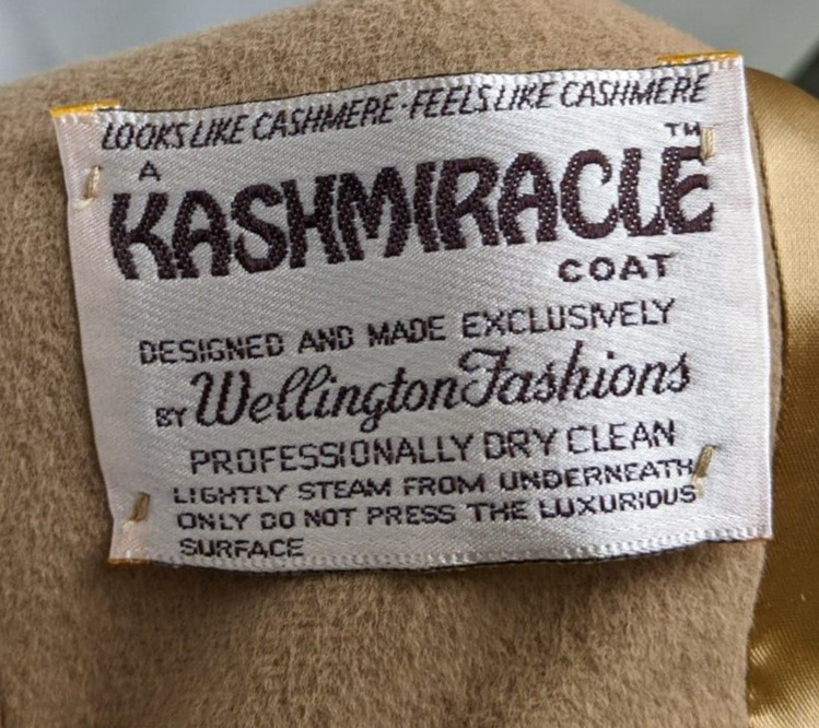 Vintage Women’s Cape Coat Poncho Tan Brown Classic KASHMIRACLE