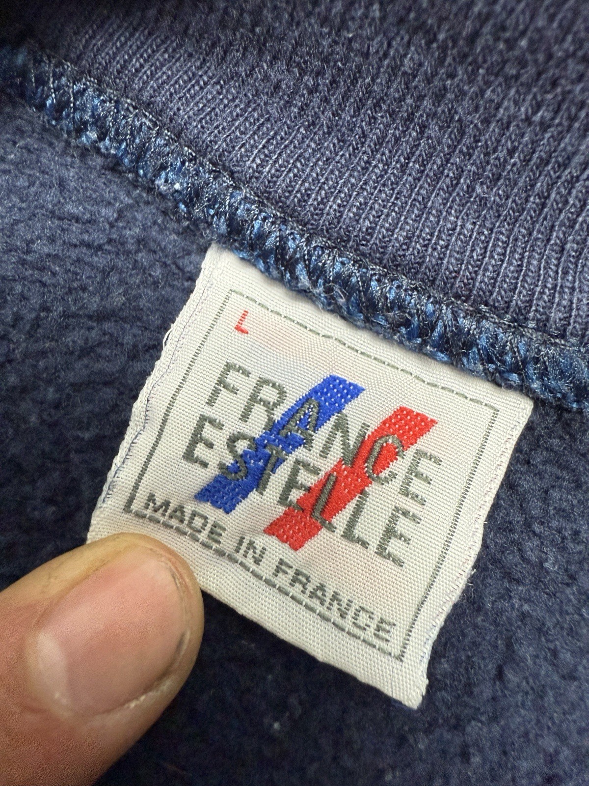 VTG Paris France Eiffel Tower Birds Travel France Estelle Crewneck Sweatshirt