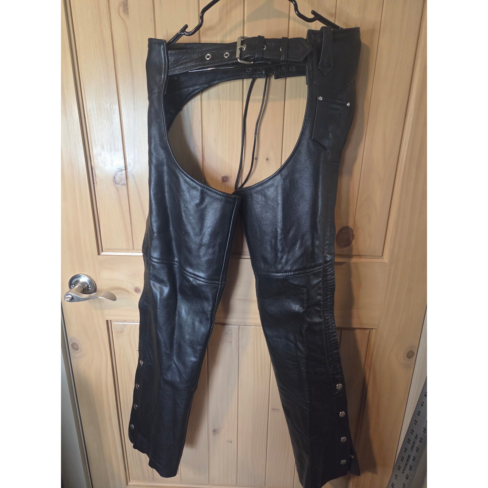 VTG Leather Sports Gallery Leather Chaps Black XXS Adjustable Belted Biker XXS
