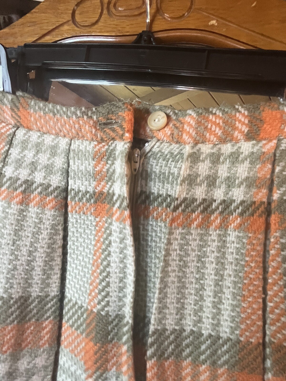 Vtg 1950s 60s Olive & Blue Wool Plaid Pleated Skirt S Just Below Knee Length EUC