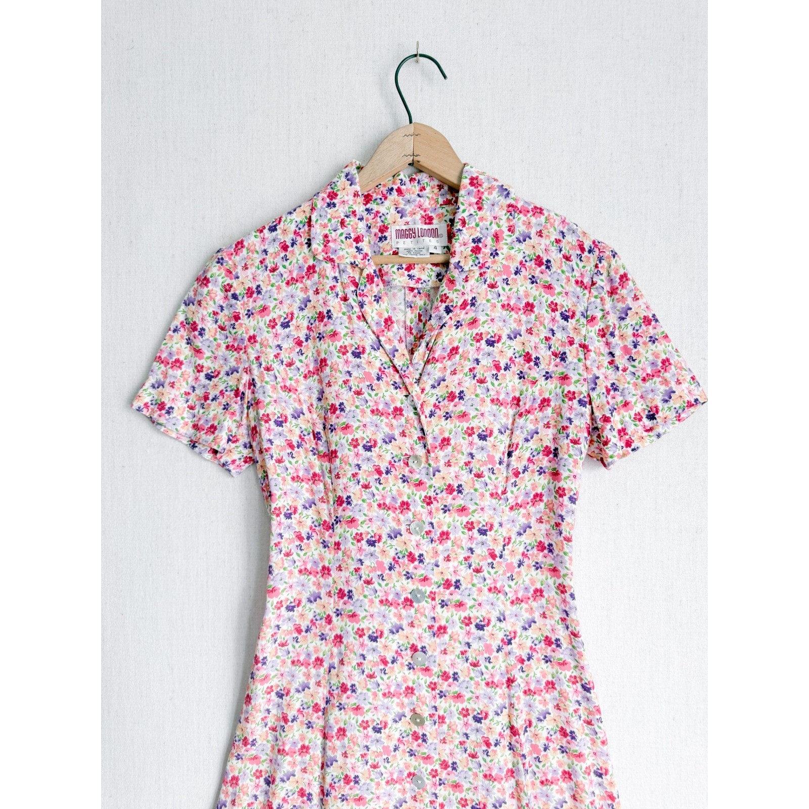 Maggy London Petites Vintage Floral Shirt Dress Pink Purple Rayon Midi Size 4P