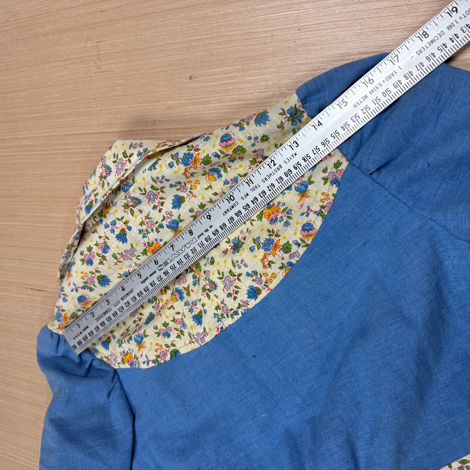 Vintage 70s Farm Dress Chambray Floral Cottage Core Boho 60s Prairie Medium 8-10