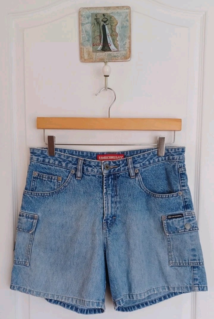 VTG UNIONBAY CARGO DENIM SHORTS JUNIORS SIZE 9 100% COTTON MADE IN HONG KONG