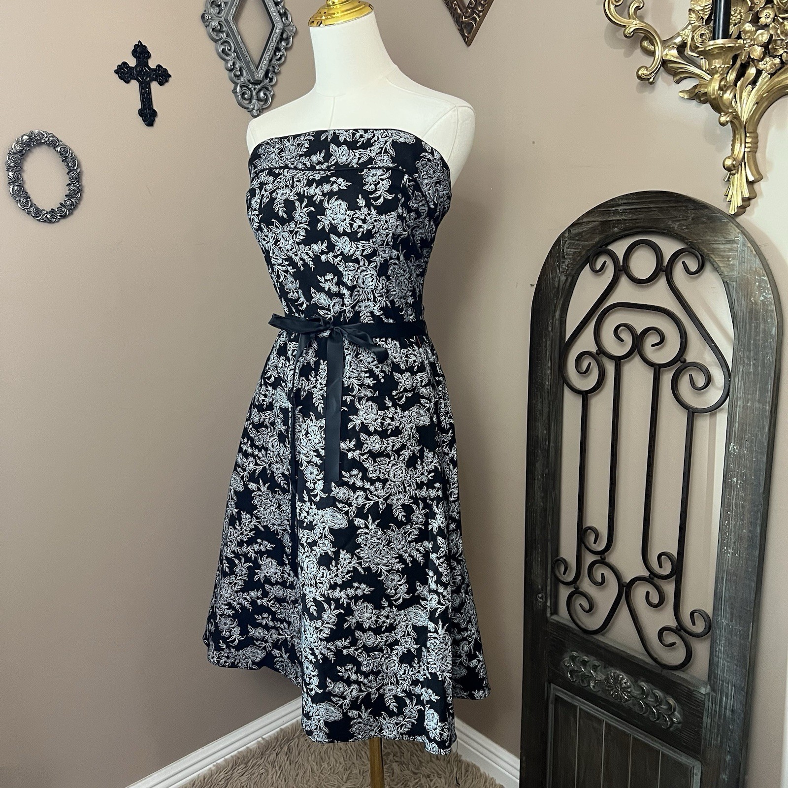 Vintage 90s does 50s Black Floral Toile A Line Strapless Dress Sz Med Gothic