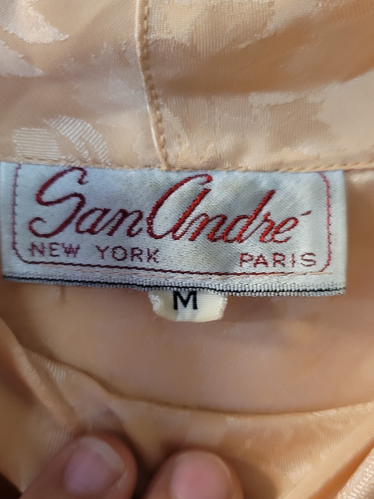 VTG SAN ANDRE PARIS NEW YORK WOMEN”S Sz M color peach