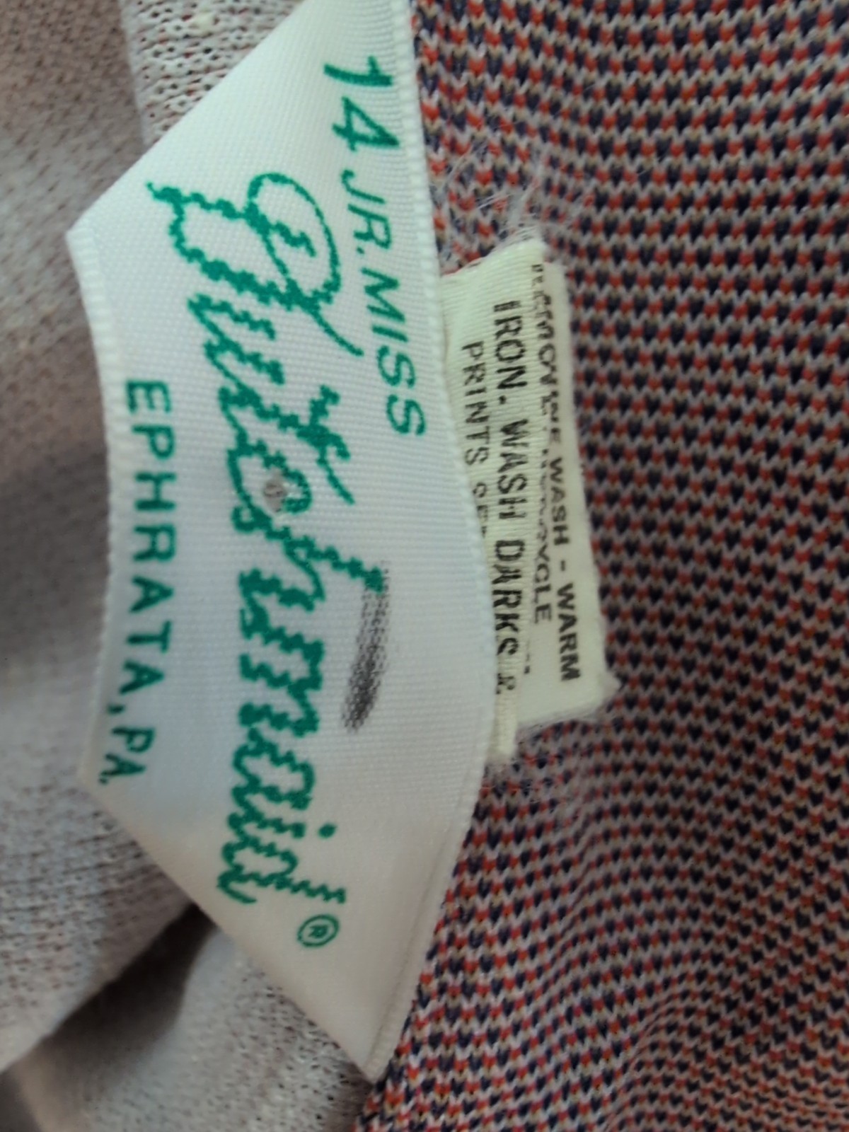80s womens vtg 14 jr miss dutchmaid jacket reddish darker buttons Ehprata, PA !!