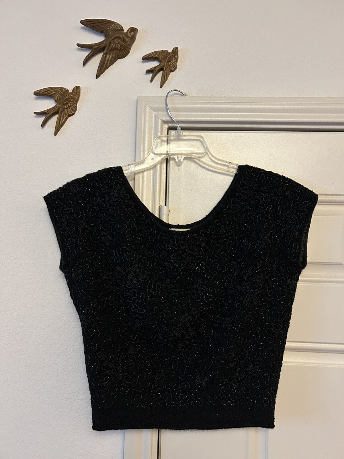 Vintage Elsie Tu Hong Kong Handmade Beaded Cropped Sweater ~ Black ~ Bust 38″