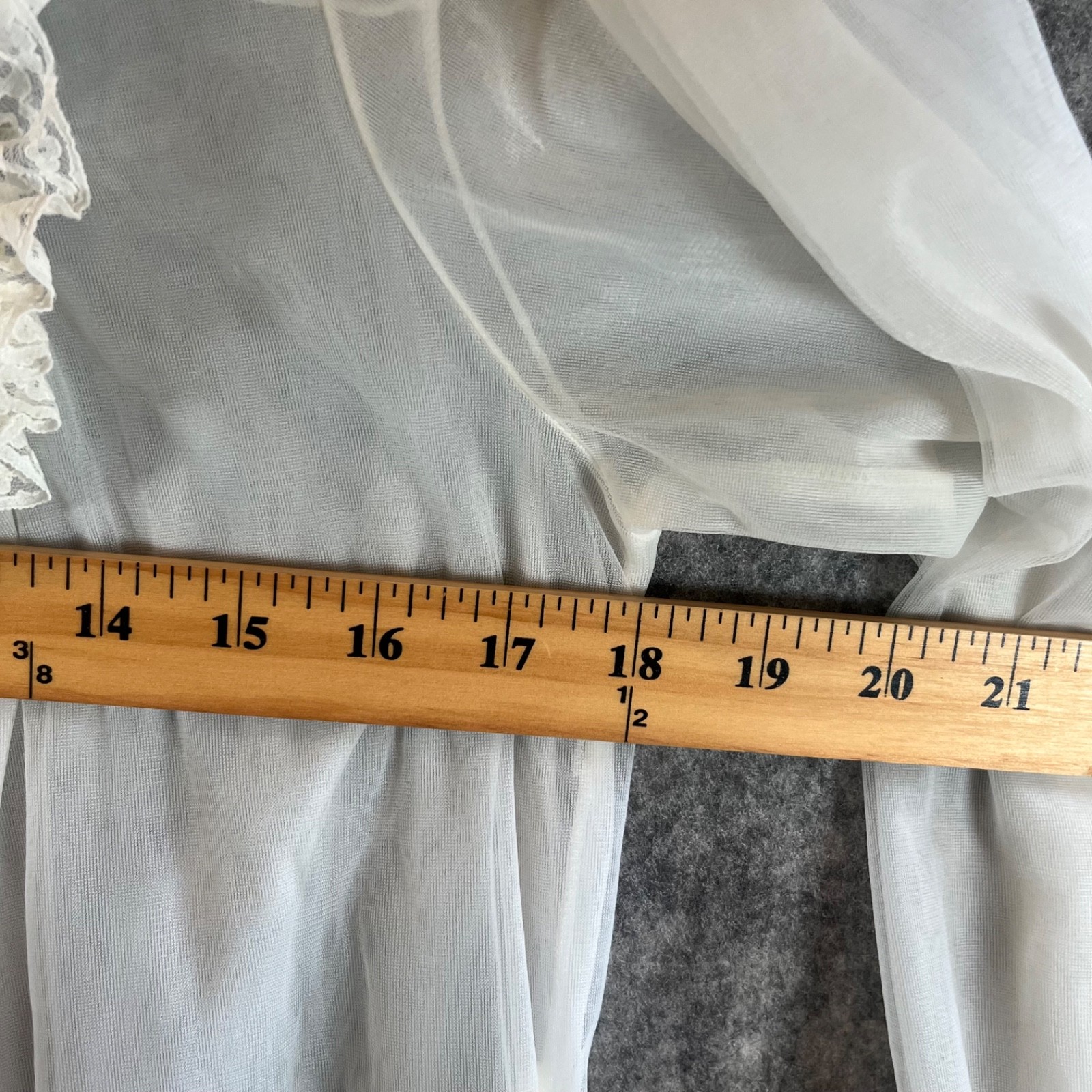 VTG DreamAway White Sheer Double Layer White Full Length Lace Robe Peignoir Sz S