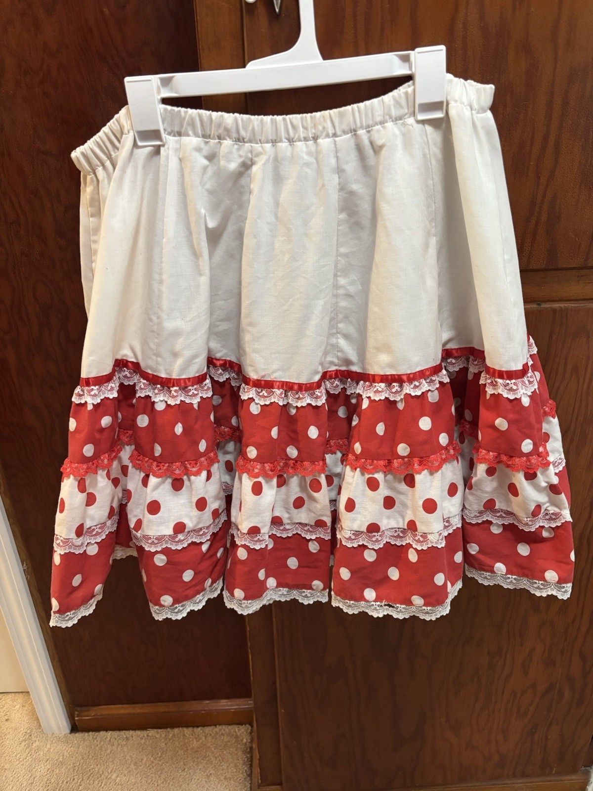 Vintage Red And White Line Dancing Skirt 36 Inch Waist