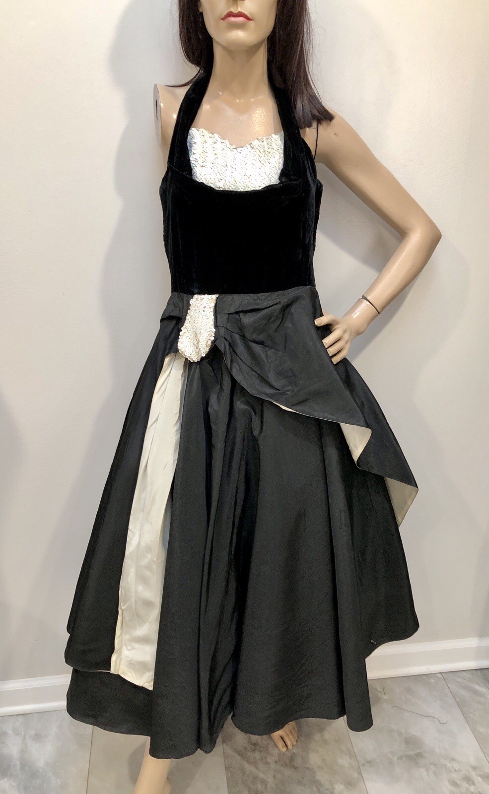 VTG 50s VELVET Sweetheart Iridescent Sequin Cascade PEPLUM COCKTAIL HALTER DRESS