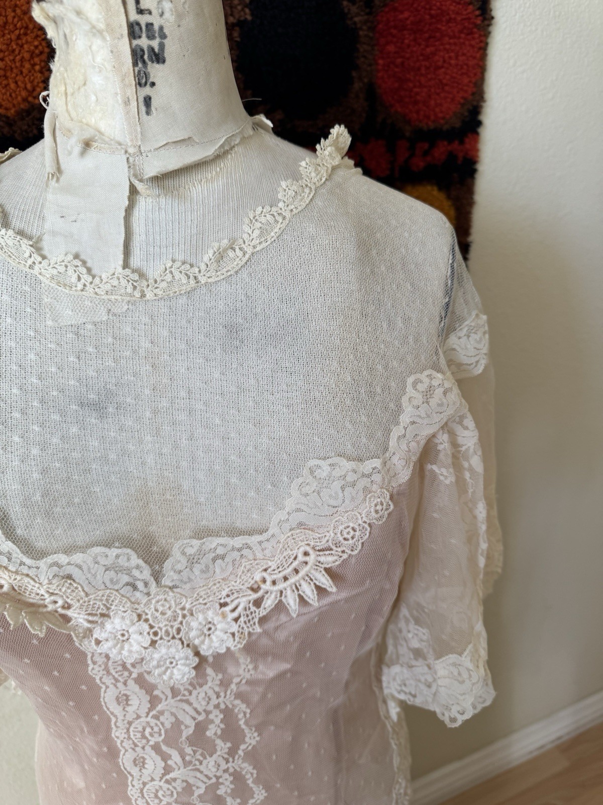 Vintage Susan Lane’s Country Elegance Lace Pearl Wedding Dress