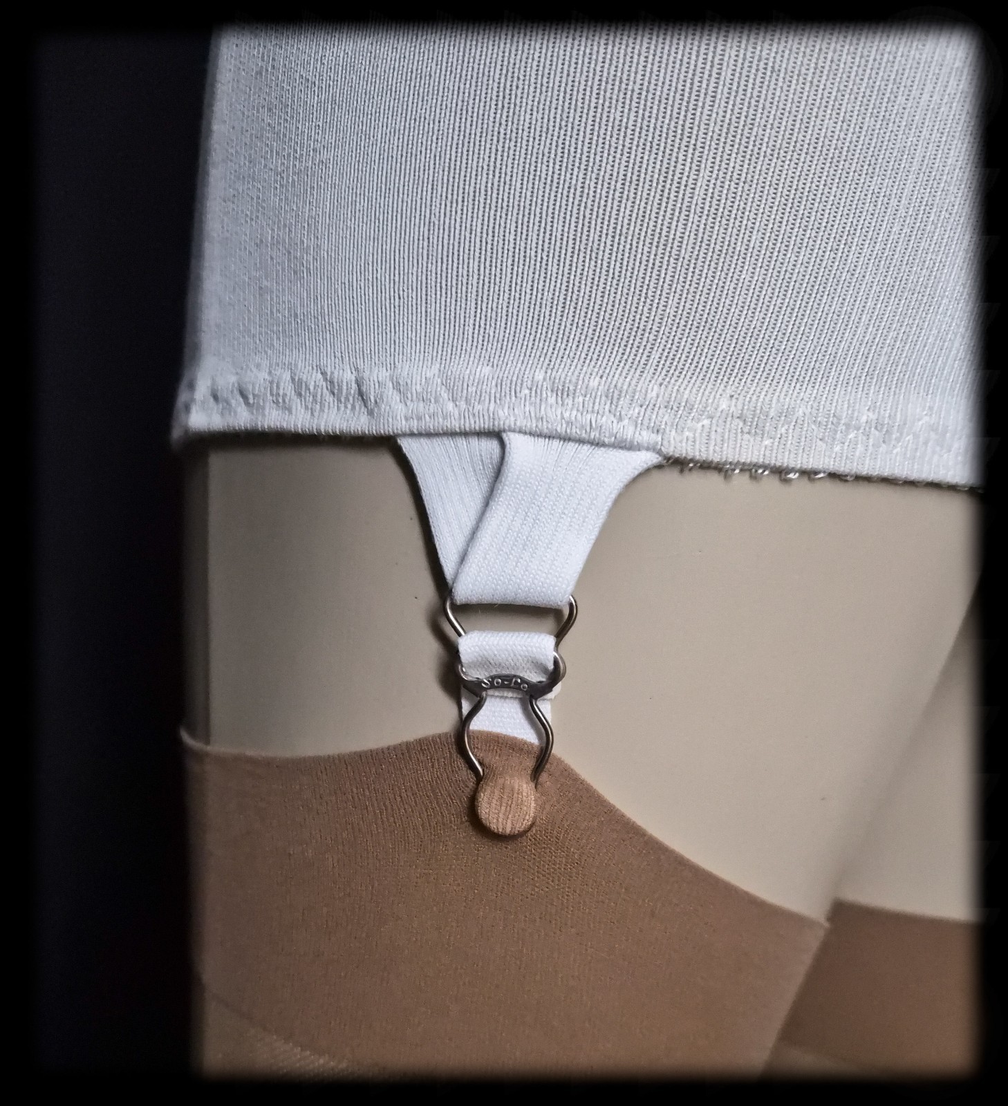 Vintage 50s SILF SKIN Shiny SATIN Open Bottom GIRDLE Skirt TIGHT Garters ~ M