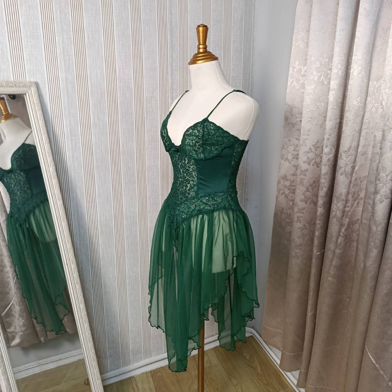 VTG 80s Empire Intimates Green Mesh Babydoll Nightgown Cutout Back Made in USA M