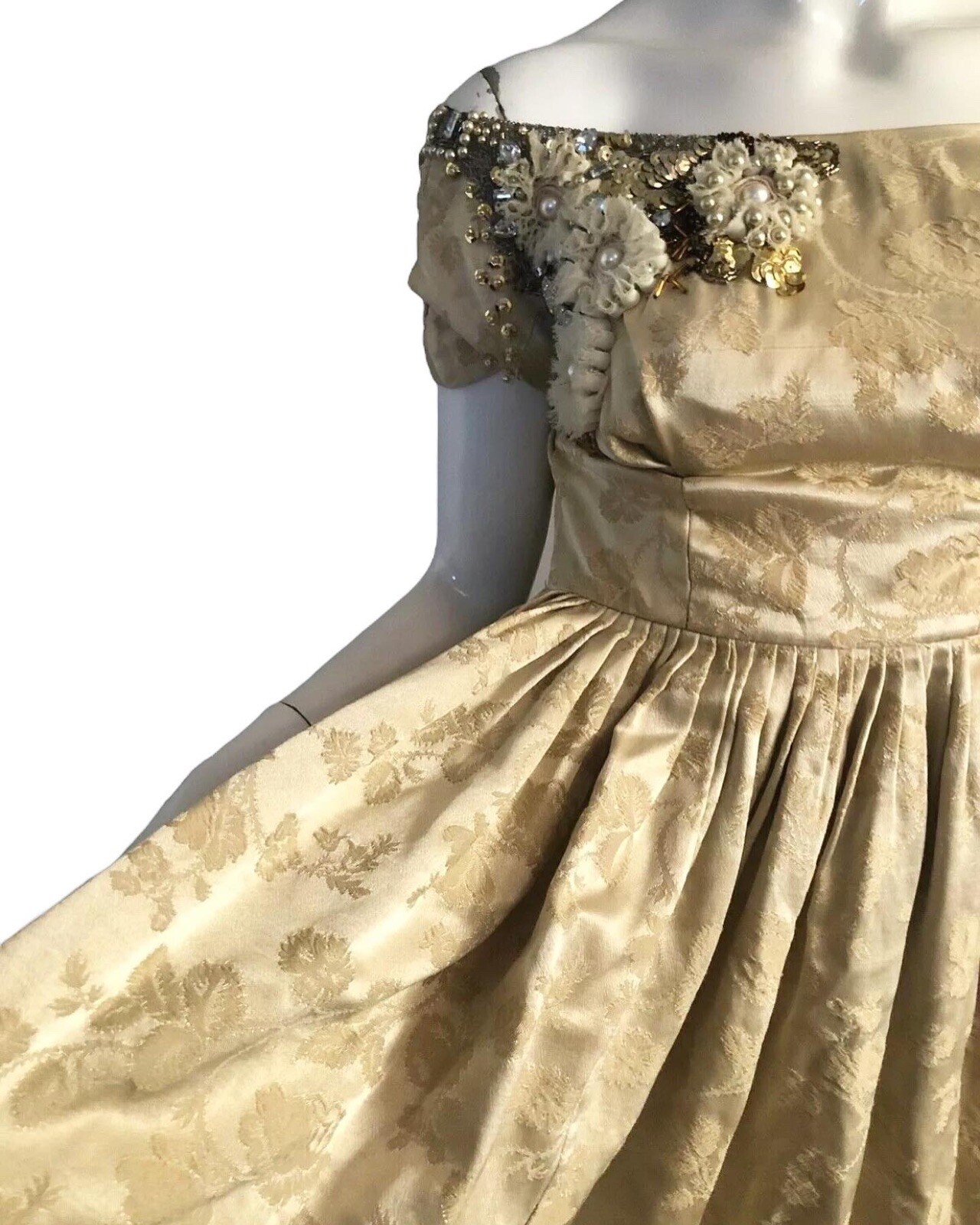 Dress XS Vtg 50s EMBOSSED LEAF BEADED SEQUIN FLORAL Applique PINUP COCKTAIL Gold