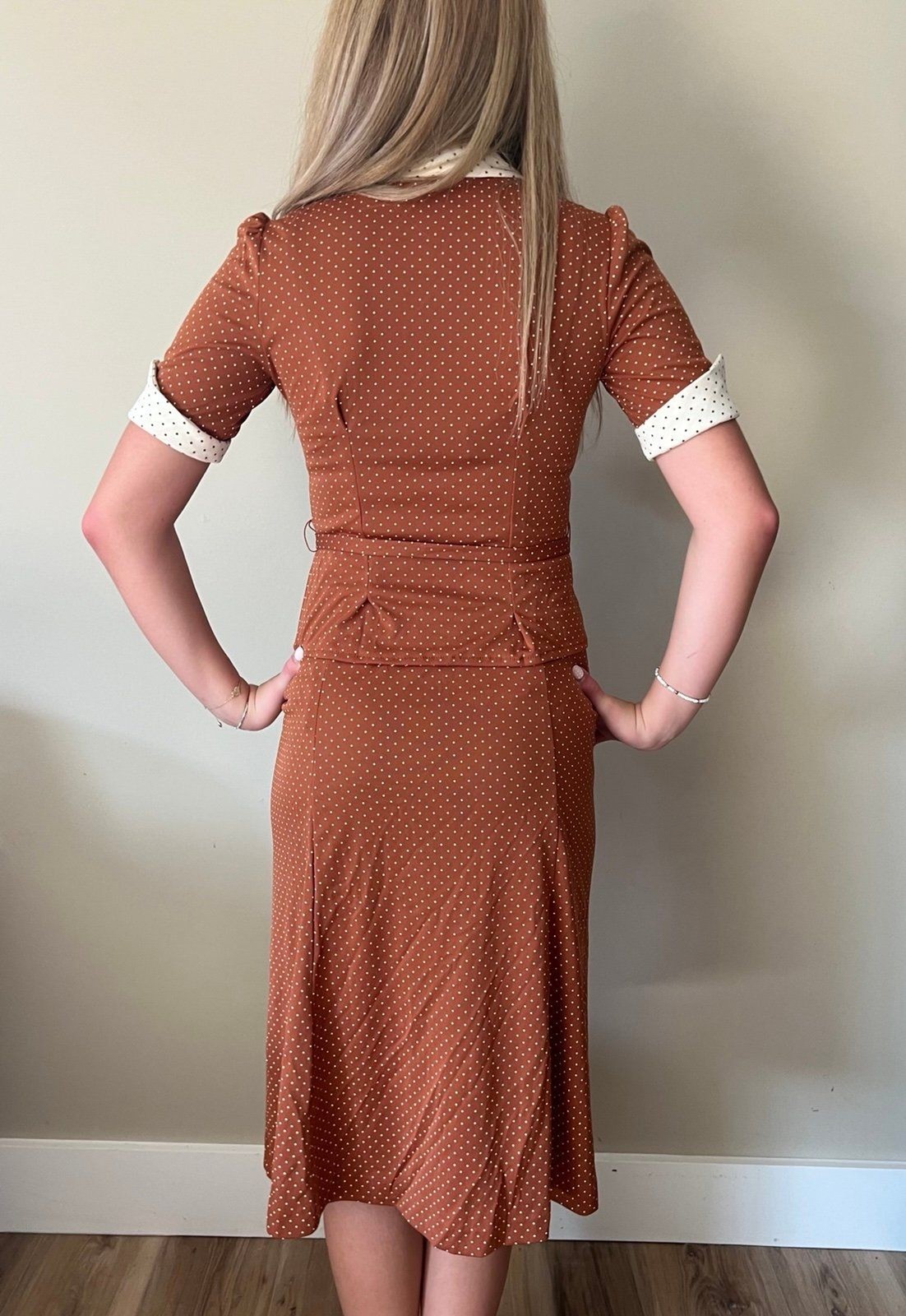 BNWT Deadstock 1950s Vintage Rockabilly 2pc Polka Dot Suit Top & Skirt Outfit 7