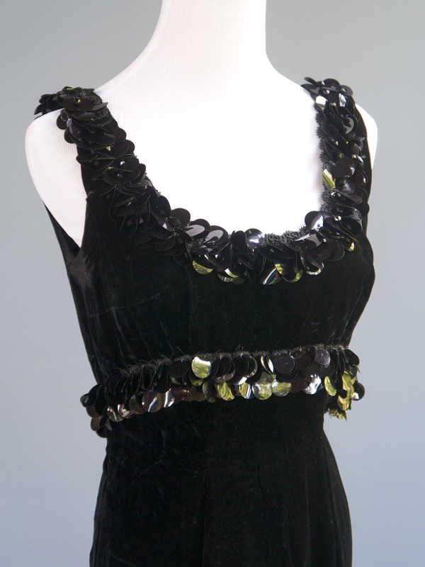 VTG 50s Black Silk Rayon Velvet 2p Set Dress Hand Quilted Pucker Opera Coat S