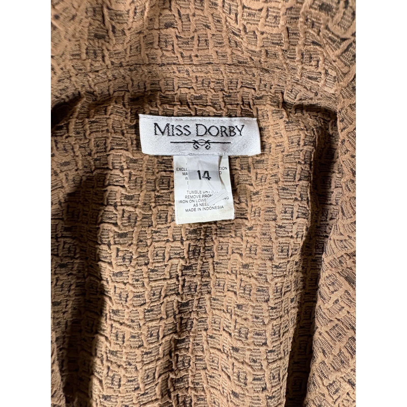 Miss Dorby Vintage 90s Tan Textured Skirt Suit Set Shawl Collar Size 14
