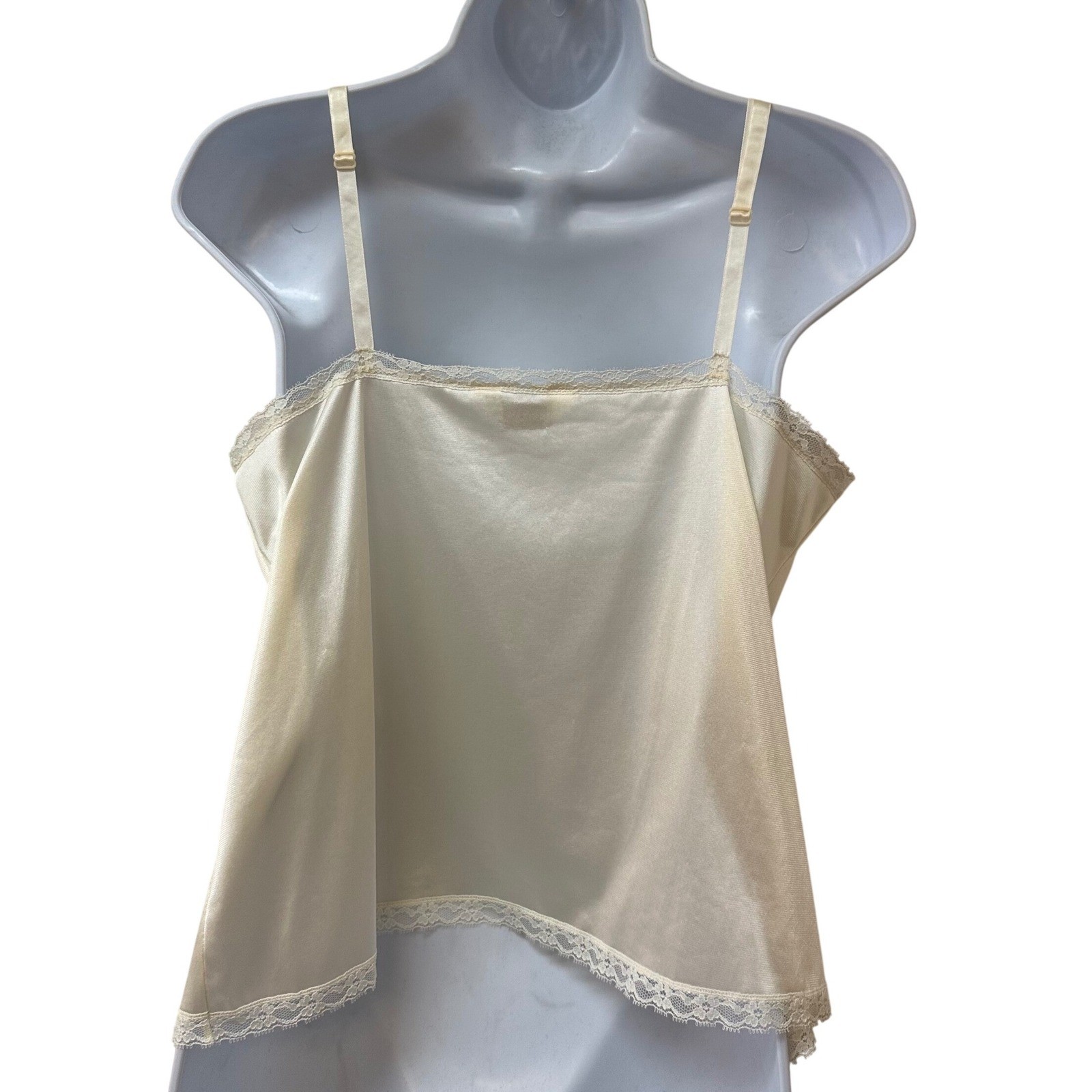 Vtg Sabrina Ivory Lace Camisole Top Antron III Nylon Adjustable Straps Size 36