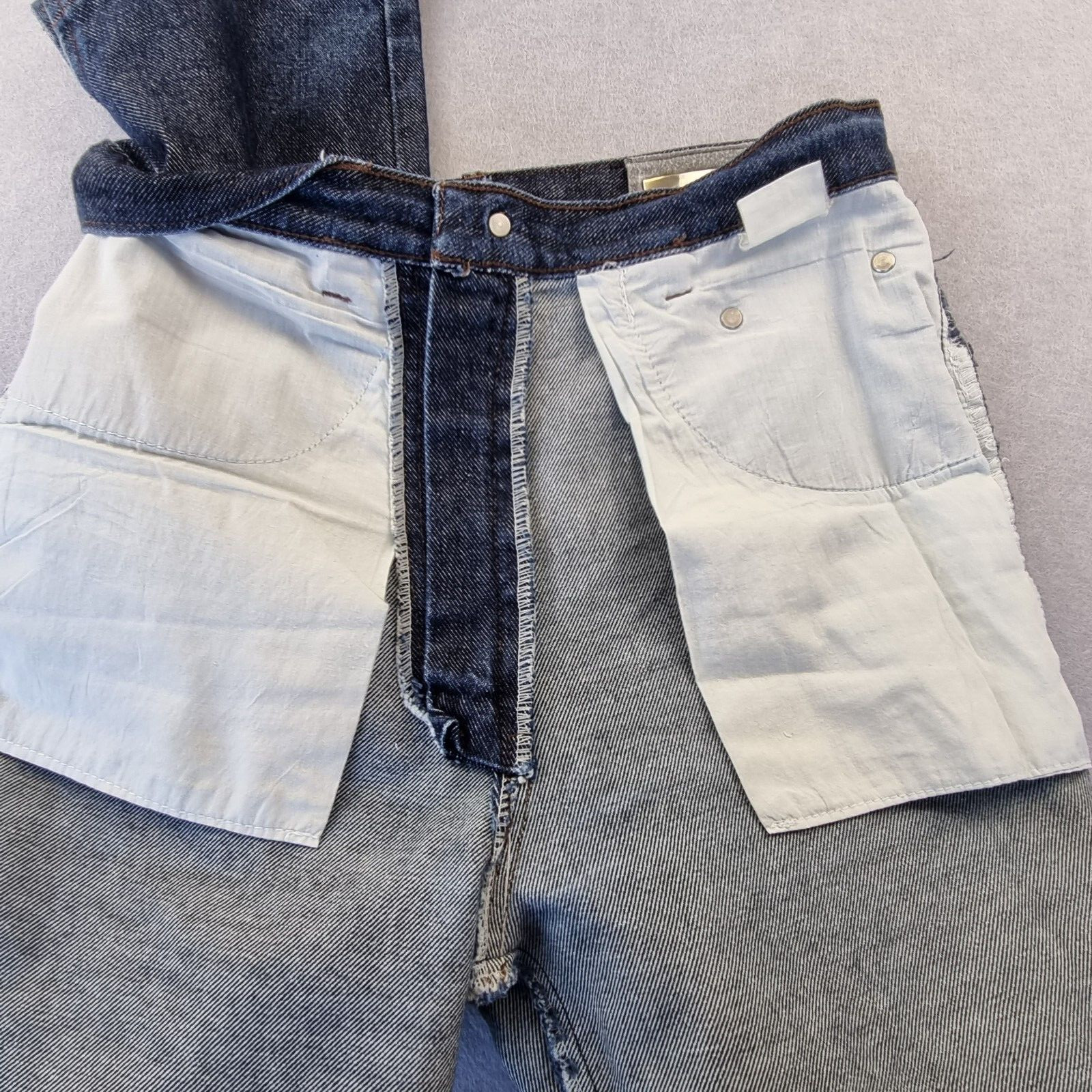 VINTAGE High Rise Blue Denim Jeans sZ 28″ Tall Girls Jeans Baggy Tapered leg