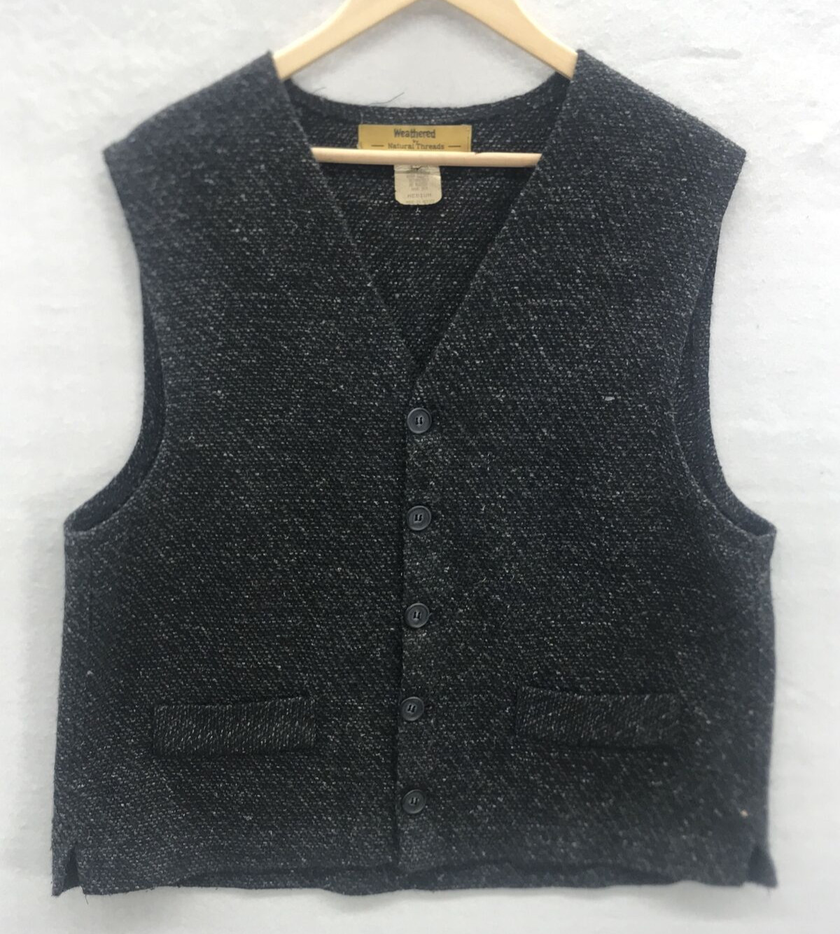 VTG Weathered by Natural Threads Vest Size M Gray Textured Sleeveless Button Up