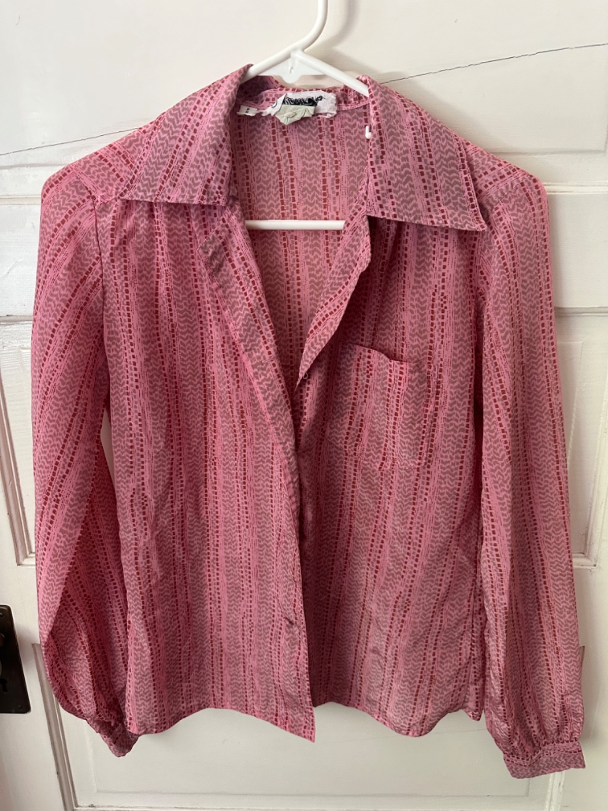 Vintage 70’s Jonathan Martin Pink Button-Up Blouse Texture Stripe Pattern Collar