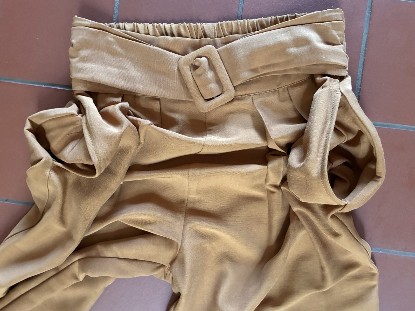 Vintage 90s Tarazzia Brown Pleated High Waisted Tapered Rayon Pants size S