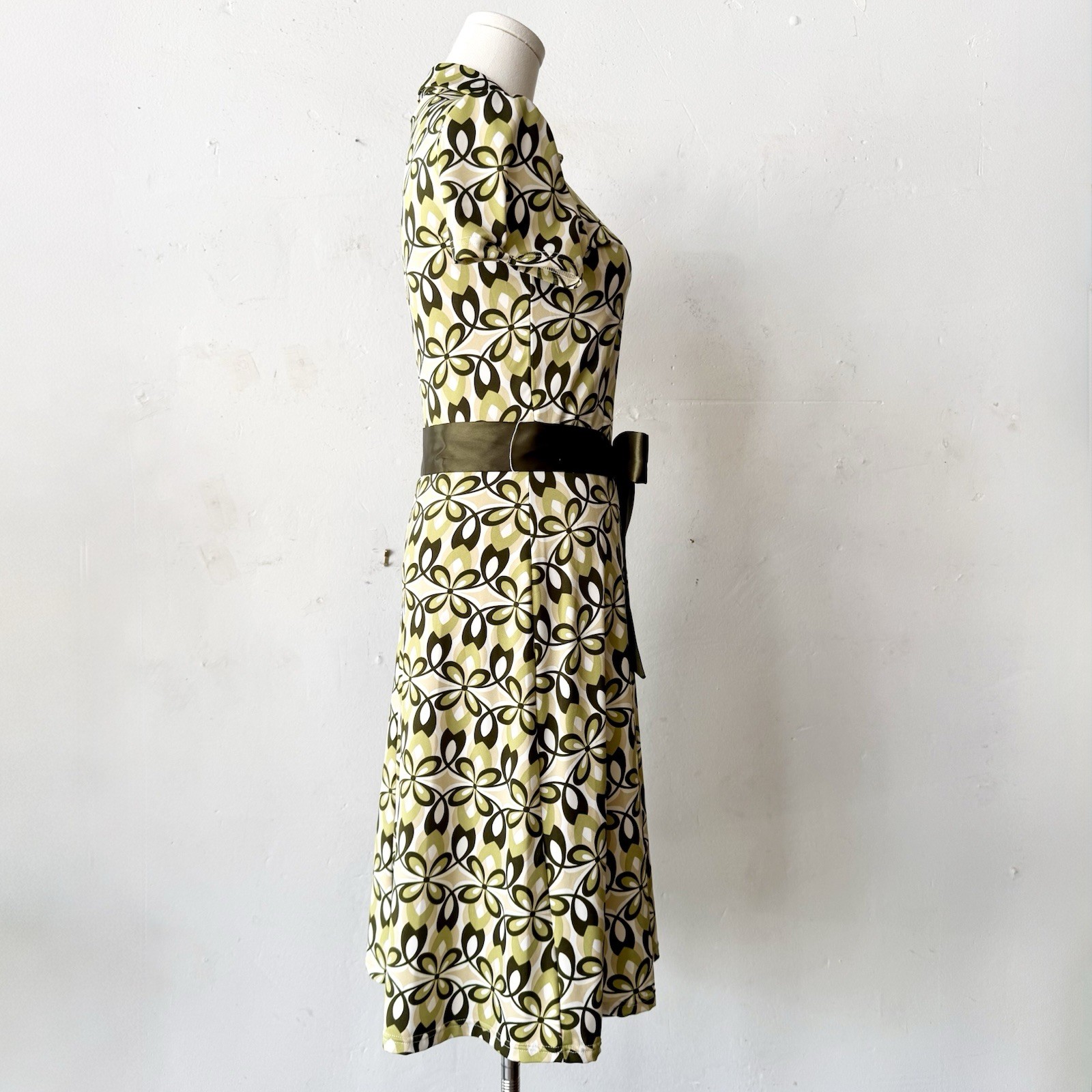 Y2K Does 1970’s Psychedelic Floral Print Shirt Dress • S