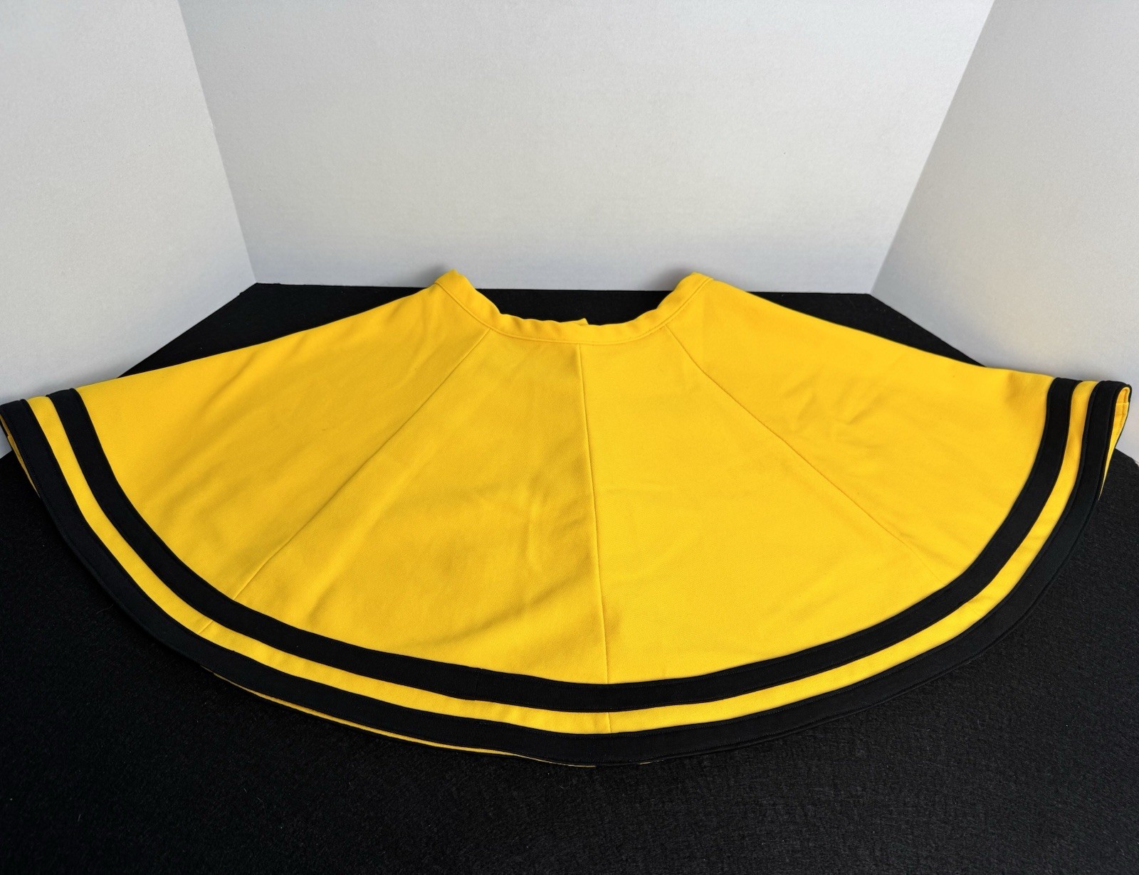 Vintage Cheerleader Skirt Yellow And Black 24” Waist Stripe Great Condition