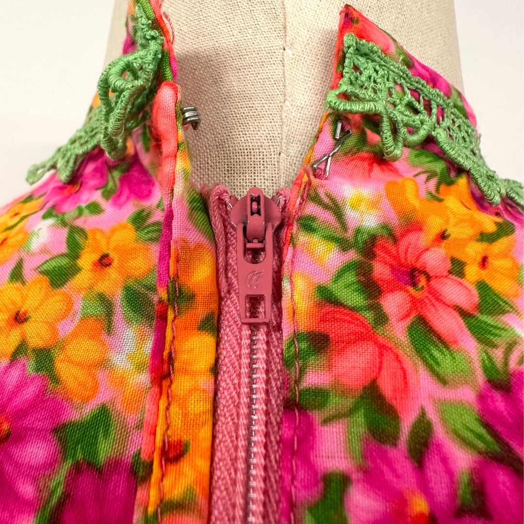Vintage 1970s Carol & Mary Honolulu Pink Dayglo Puff Sleeve Pleated Maxi Dress