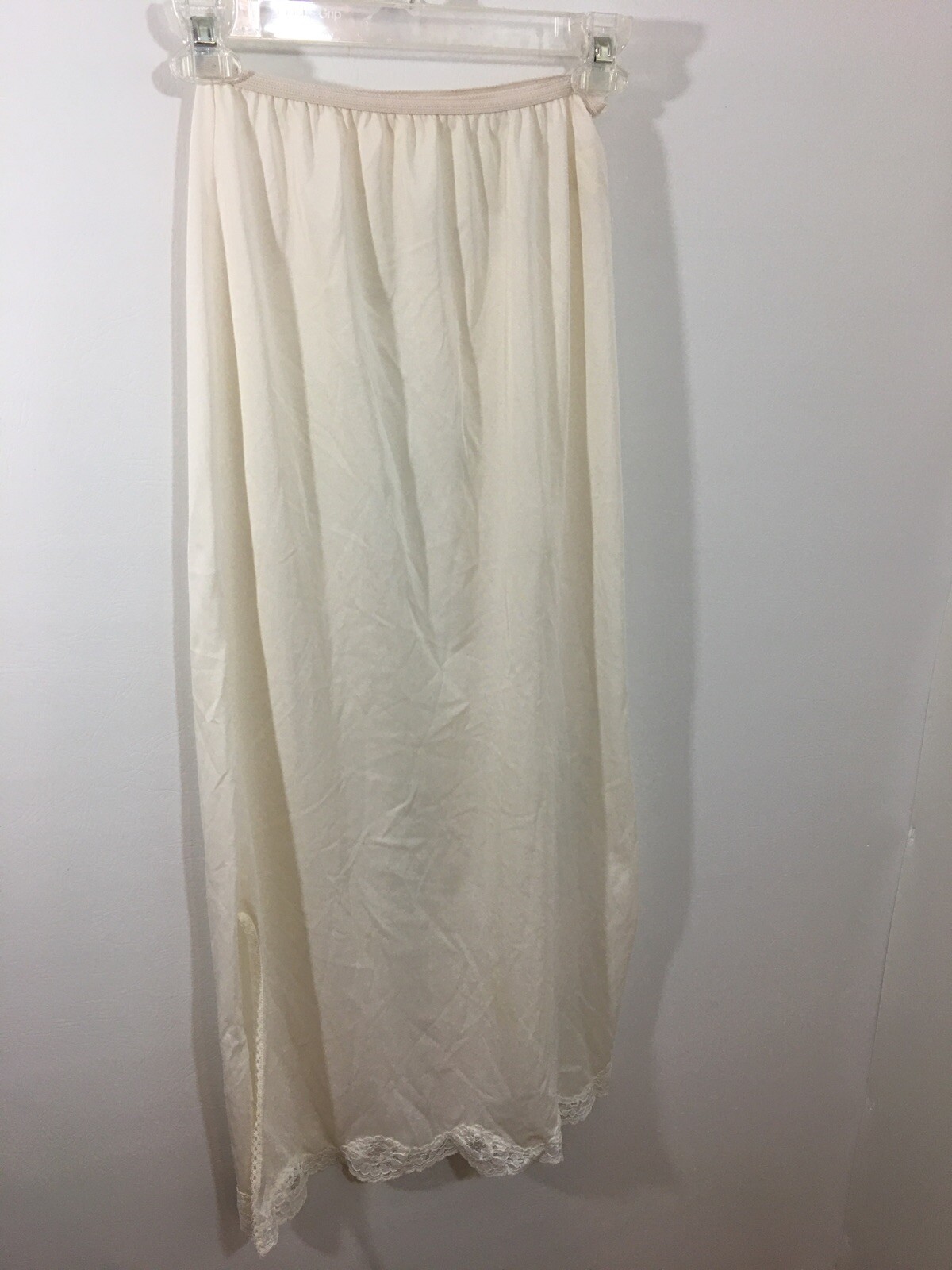 Ladies VTG Philmaid Ivory Half Slip Sz S Lace Trim Side Slits Long Elastic Waist
