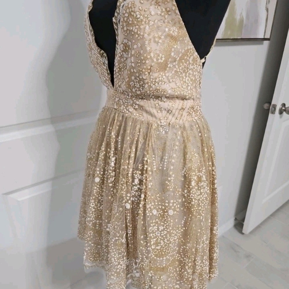 NWT Luxxel Elegant Ivory Glitter Overlay Deep V-Neck Dress Women’s Wedding Small