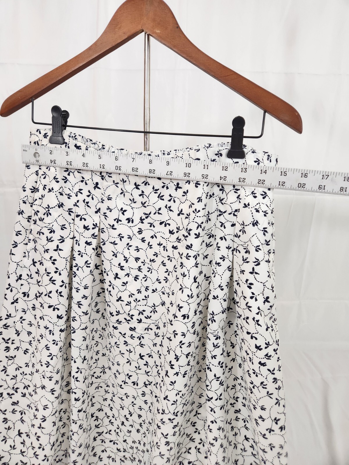 Bleyle Vintage Floral Midi Skirt Navy Blue White Pleated Elastic Waist Size 12