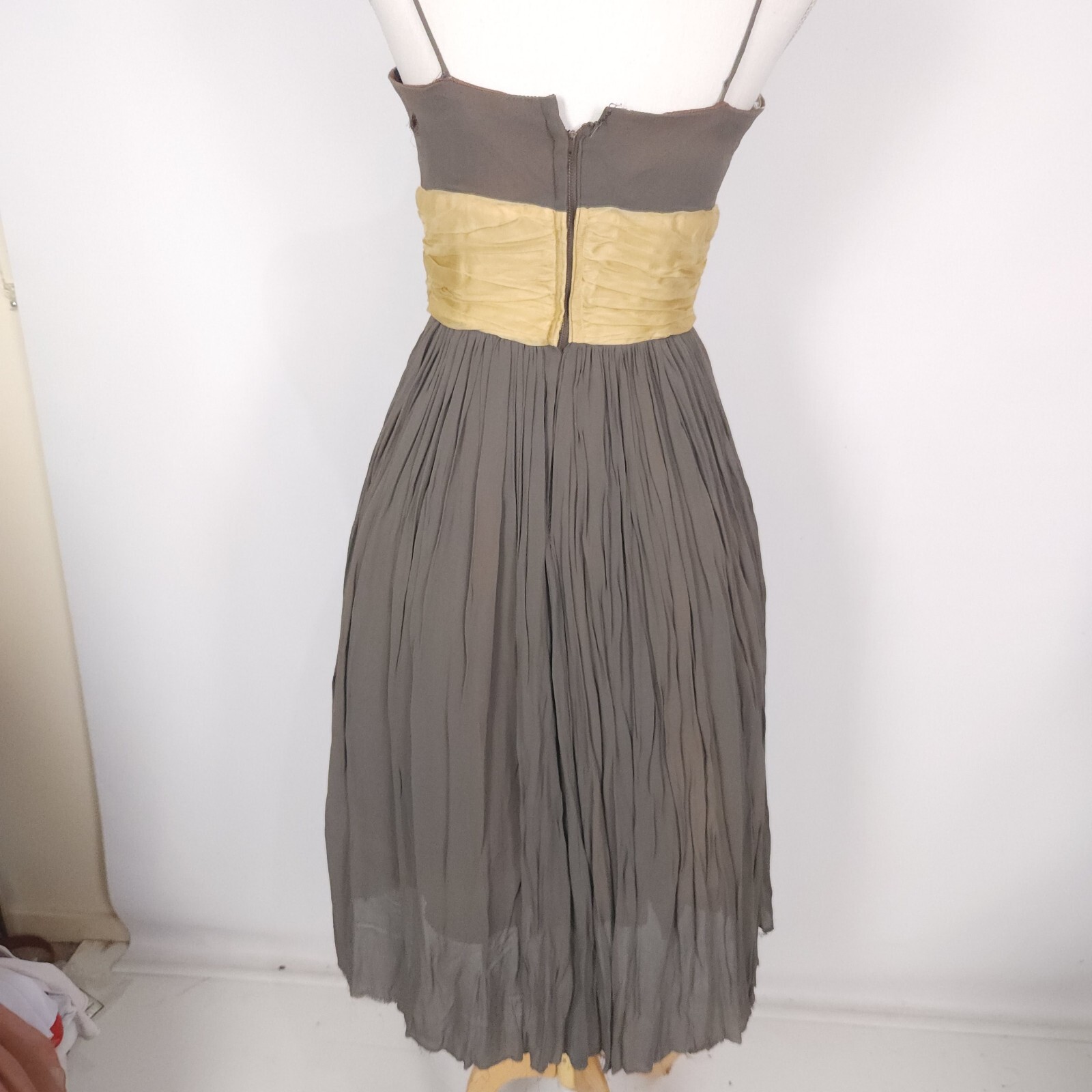 Tea Length 50s Brown Dress Ladies S Pleat Sash Pinup Housewife Mad Men Trad Wife