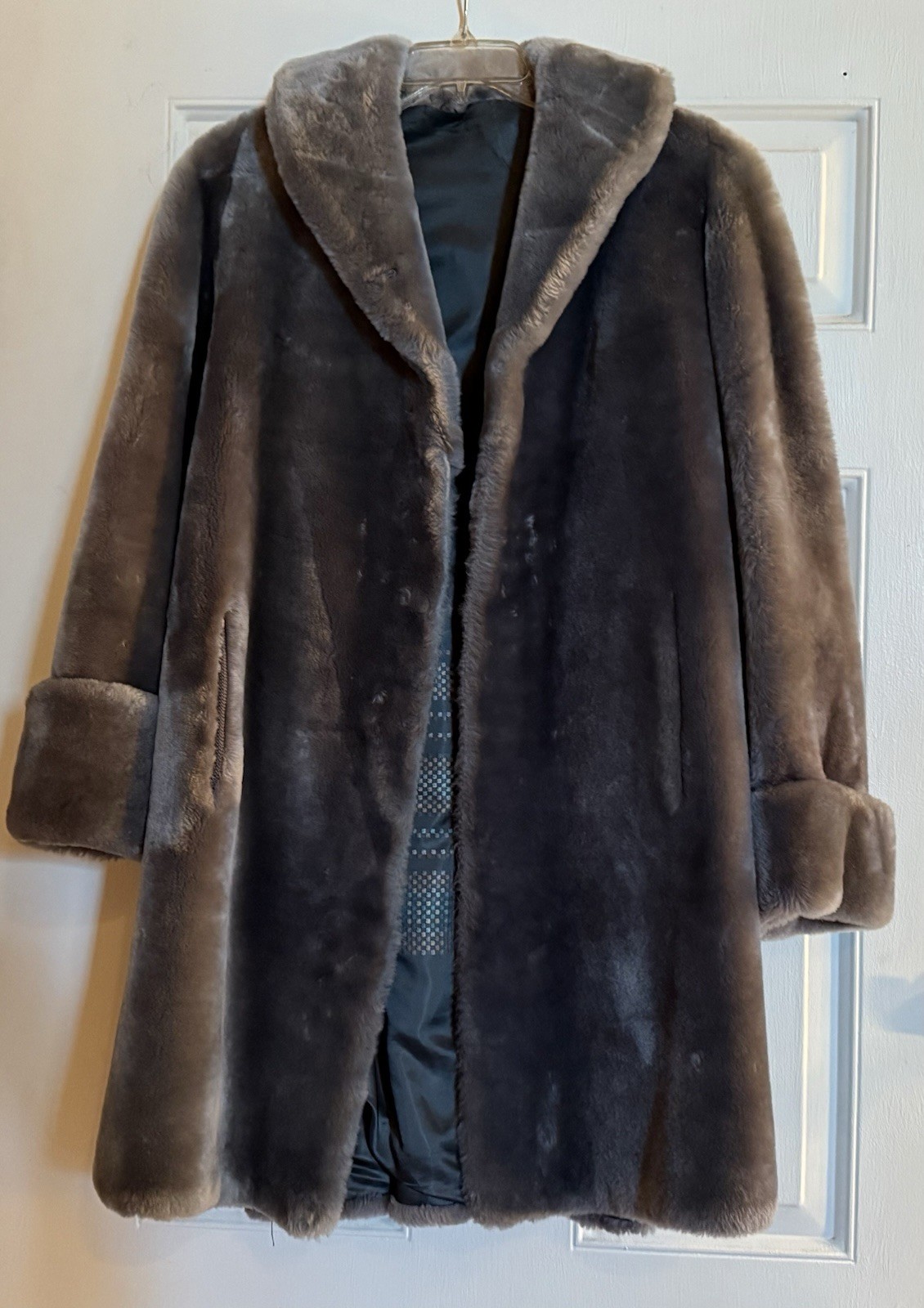 1958-1960 „Fur Label Authority” Grey, Faux Fur, Knee-Length Winter Coat