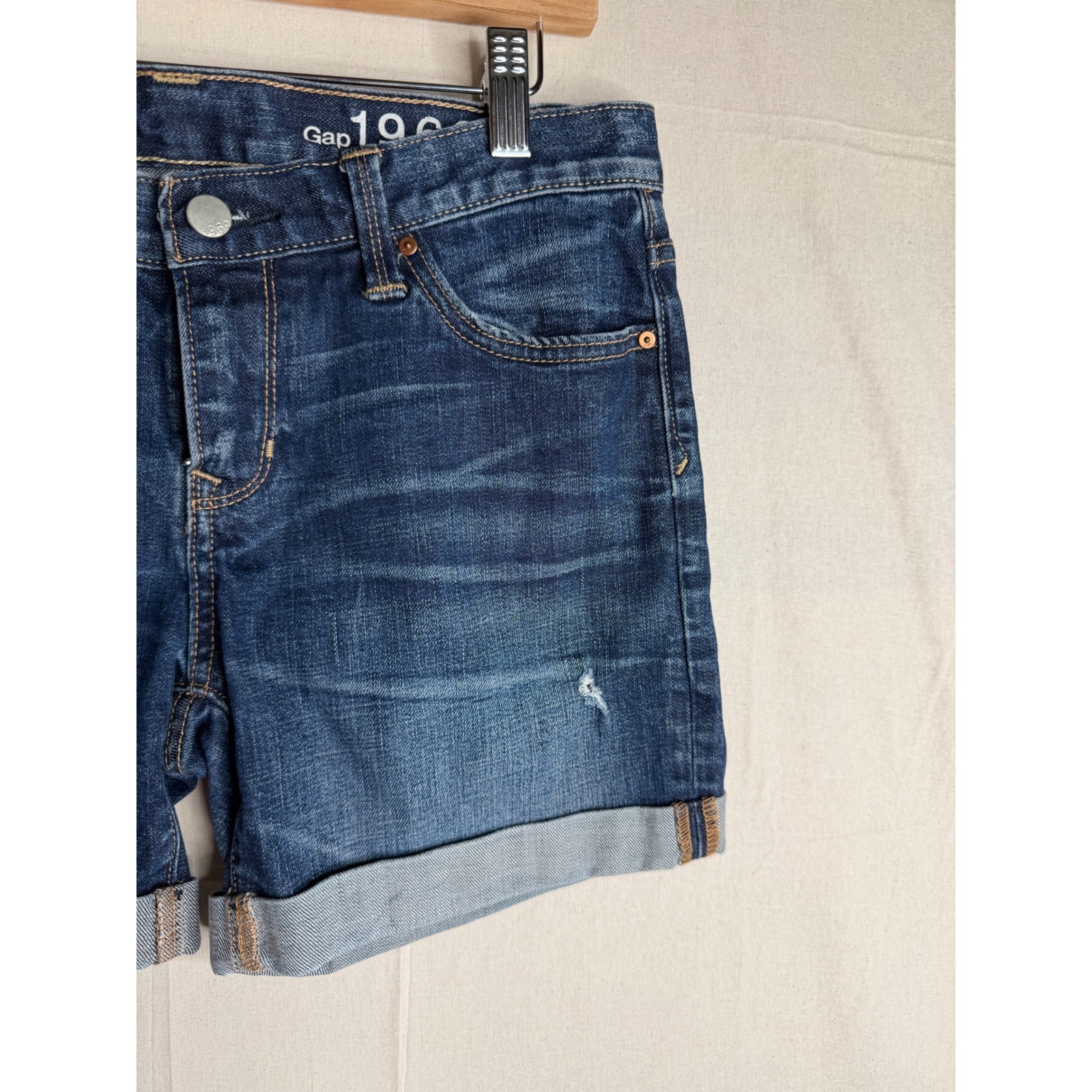 Gap 1969 Sexy Boyfriend Denim Shorts size 25 Blue